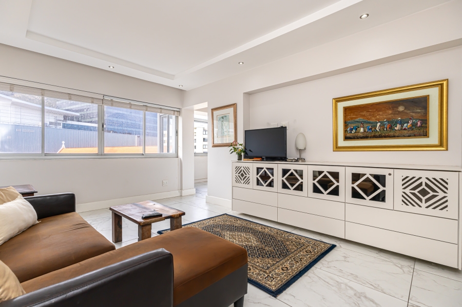 To Let 1 Bedroom Property for Rent in Sea Point Western Cape